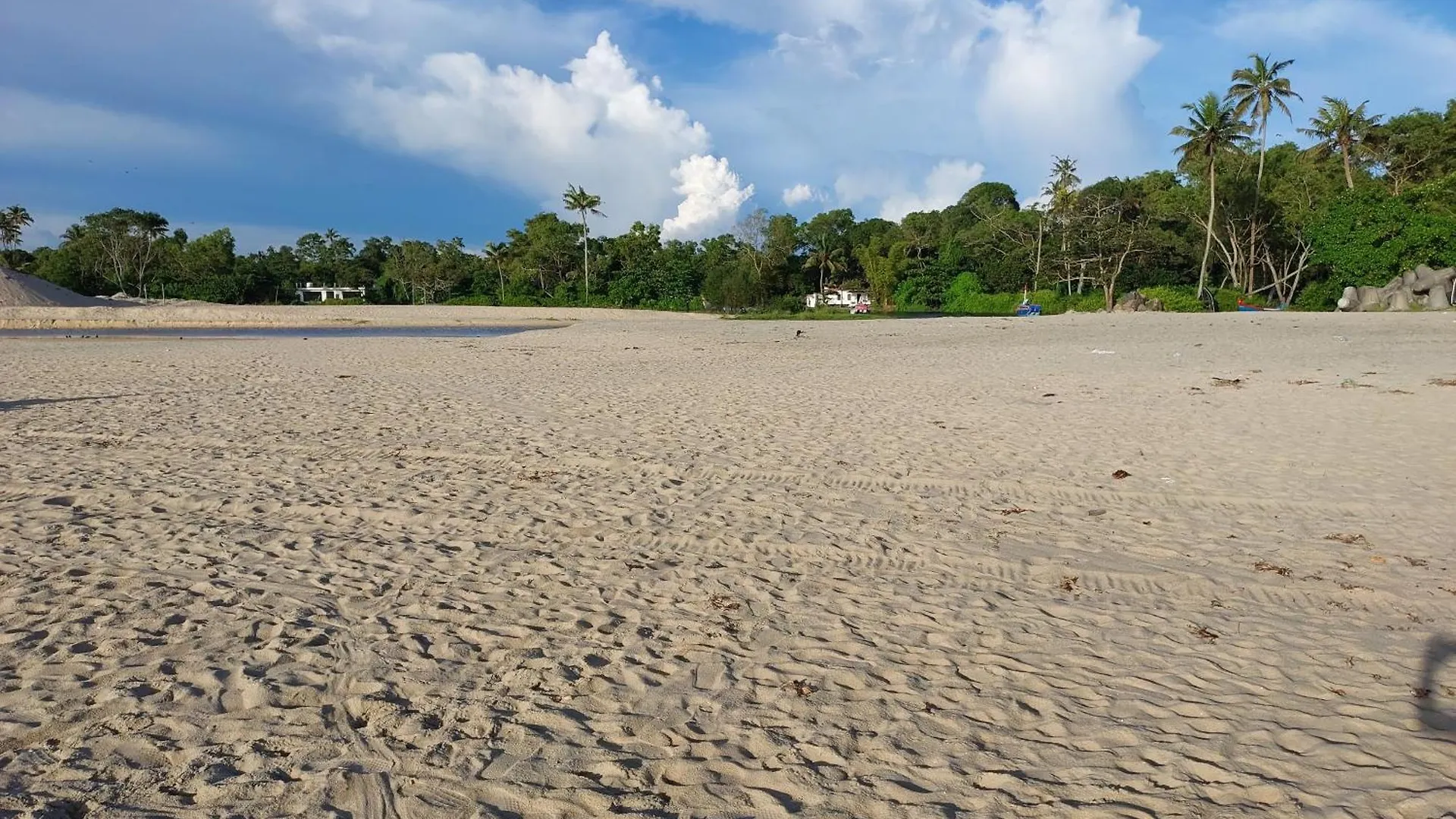 Marari Il Faro Beach Villa Alappuzha Homestay